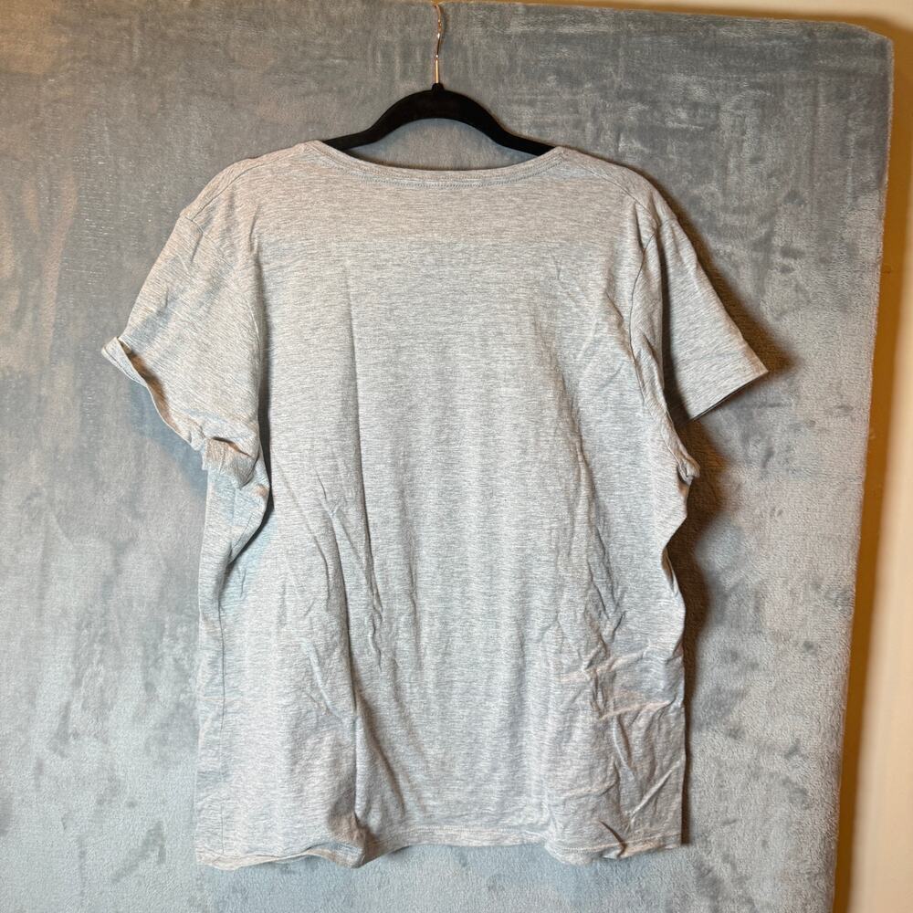 Nebraska Huskers Shirt Womens 2XL Gray V Neck Game Day NCAA Tee Plus - Picture 2 of 4